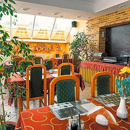 モーテル Arkadia